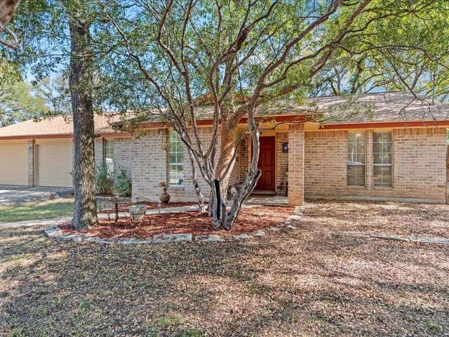 5403 Valencia Ct
