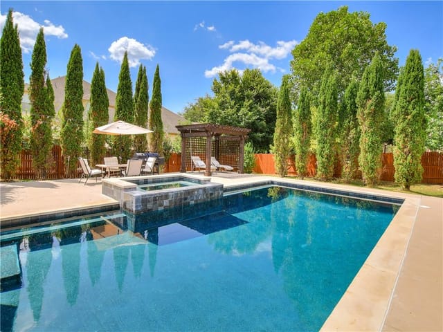 545 Aspen Dr