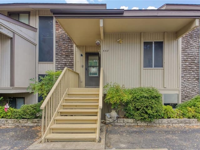 557 Demarett DR