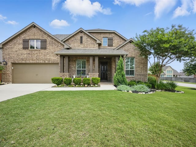 562 Stone River Dr