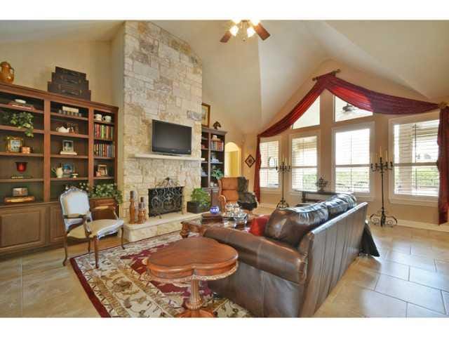 5709 Kempson DR