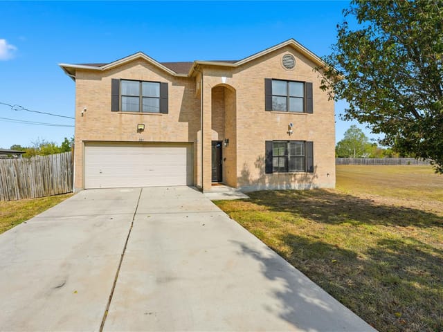 585 Siebert Dr