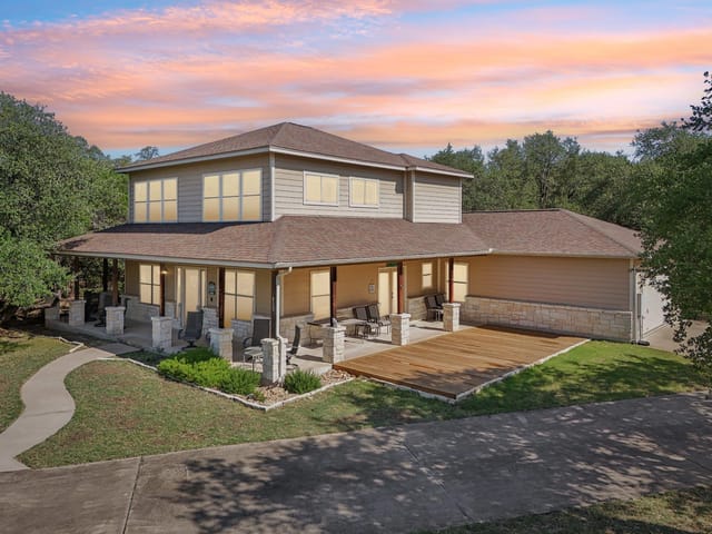 600 Augusta Cir N