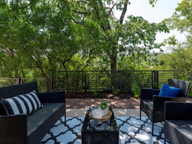 View 6000 Mountainclimb DR in Northwest Hills 6000 Mountainclimb DR - front exterior - Luxury home in Northwest Hills, Austin, TX