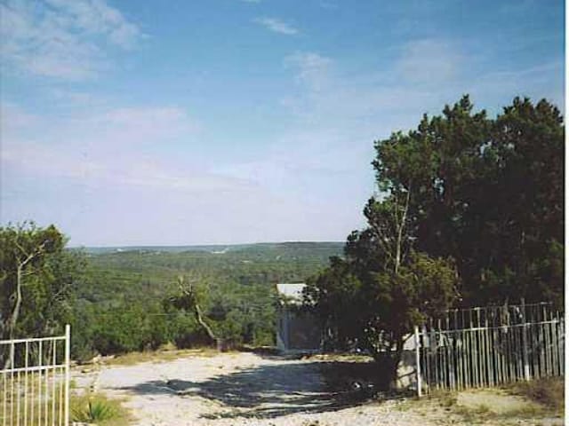 6013 La Paloma LN