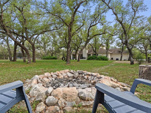 606 Winchester DR