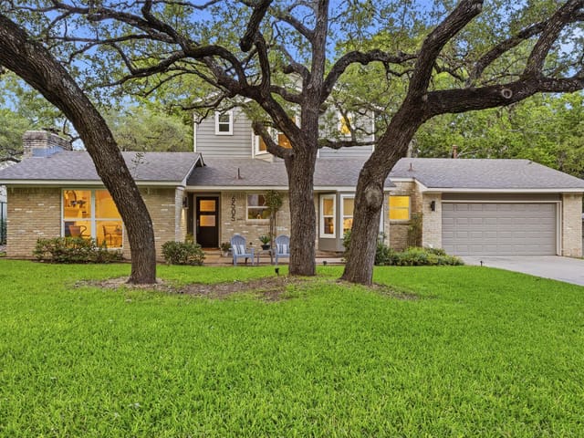 6505 Shadow Valley DR - front exterior - Luxury home in Northwest Hills Sec 13, Austin, TX