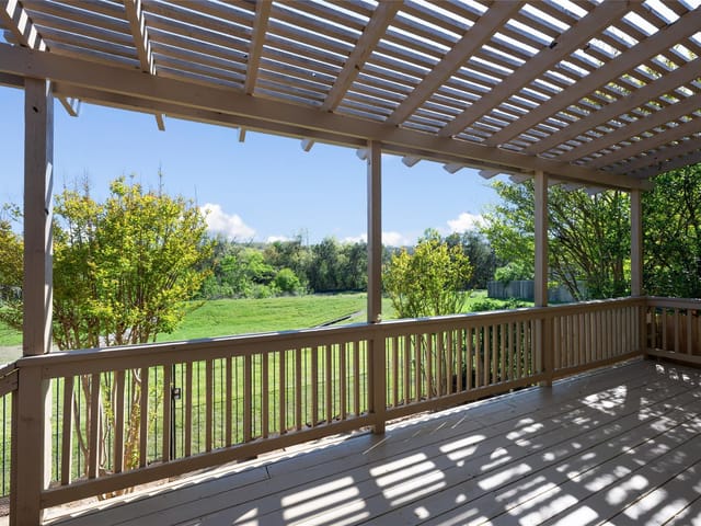 6705 Covered Bridge Dr Unit #18
