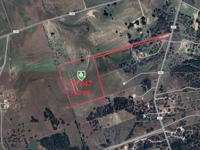 6985 County Road 200 Rd