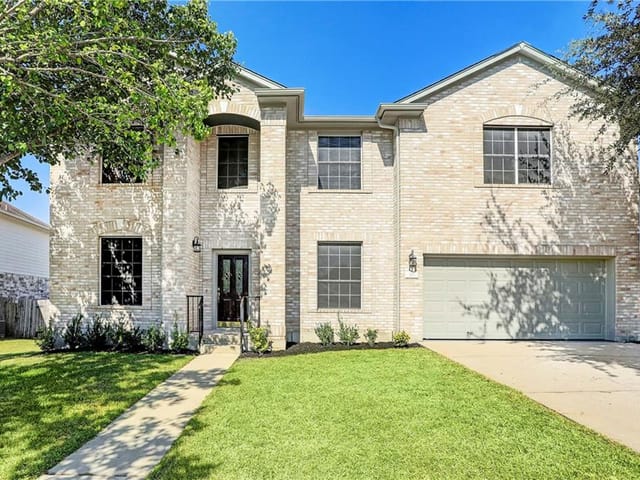701 Ambrose DR