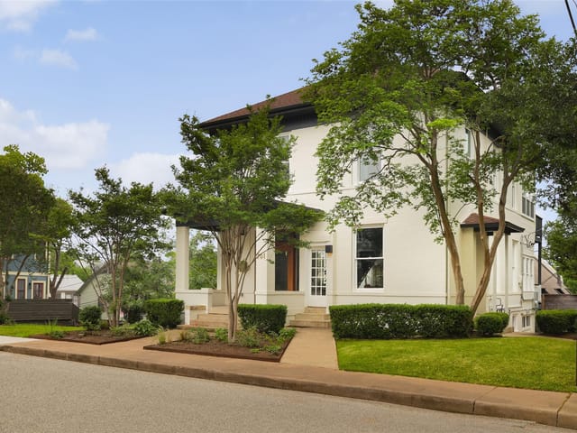 701 Highland Ave