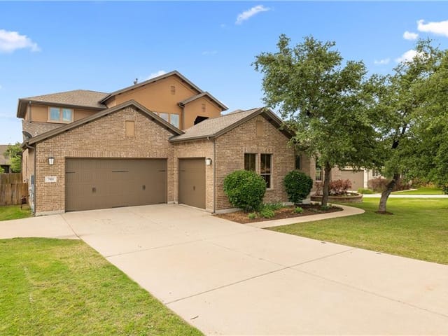 701 Naples Ln