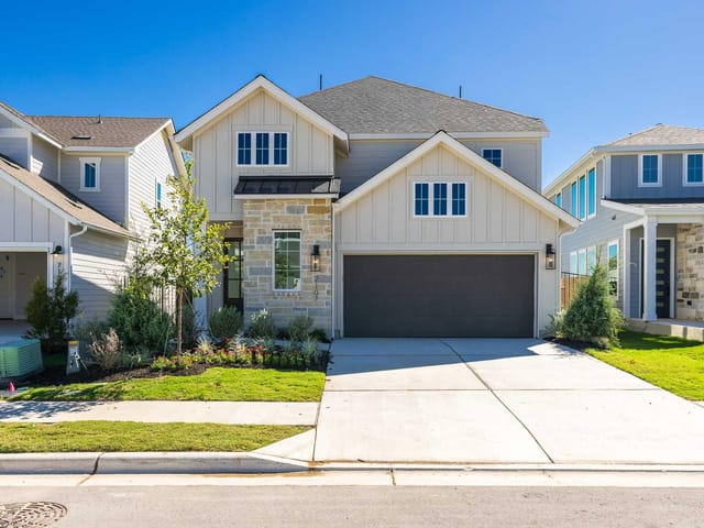 7107 Woodford Way