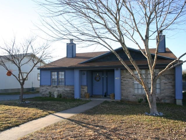 7304 Salt Springs Dr