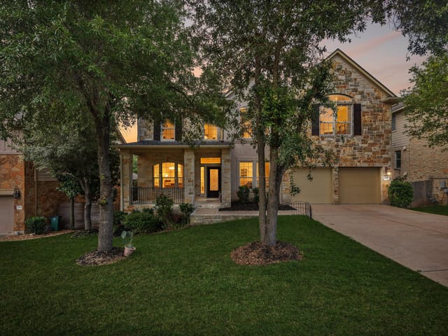 7433 Bonniebrook DR