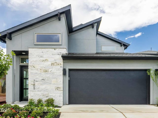 7505 Bardstown Way