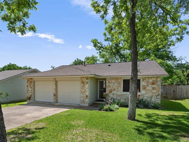 7607 Scenic Brook Dr