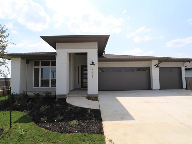 7701 Ellas Inlet Dr