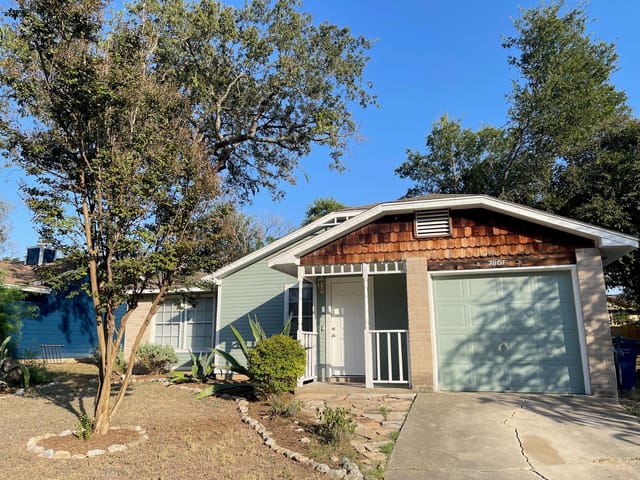 7801 Paces Mill Ln