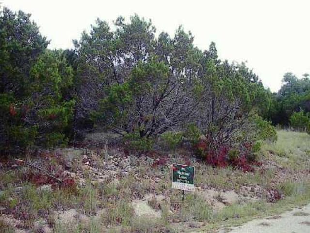 8002 FOOTHILL CV