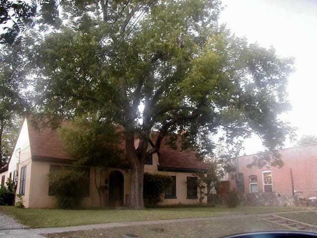 810 S Church ST