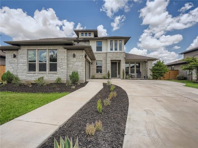 8112 Donnelley Dr
