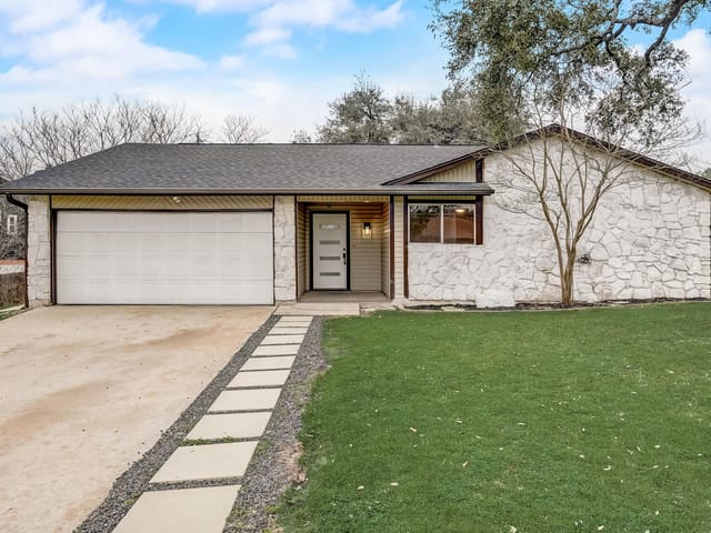 8207 Burnt Cir