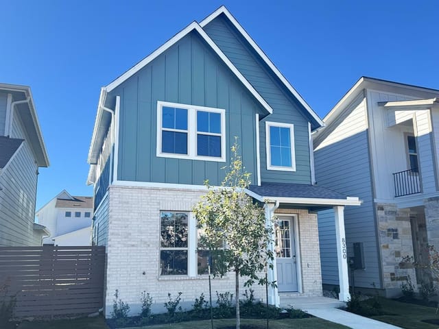 8300 Leroi Dr