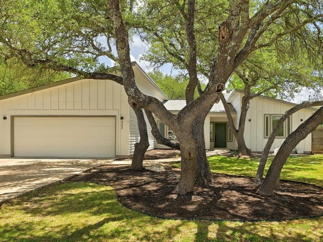 8305 Williamson Creek Dr