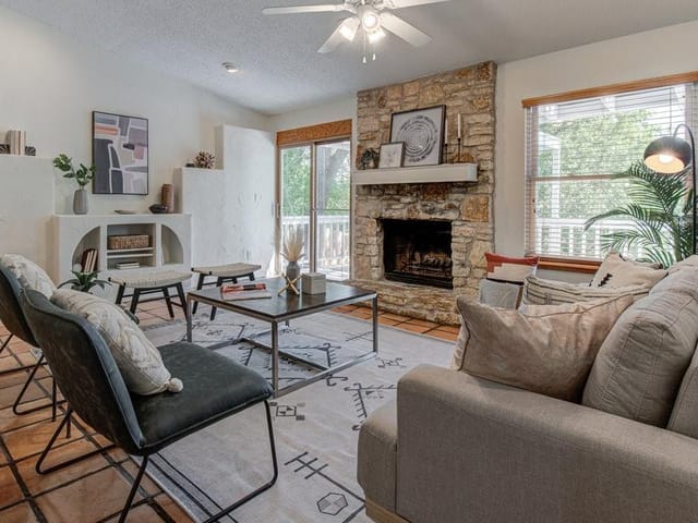 8309 Gallatin Dr