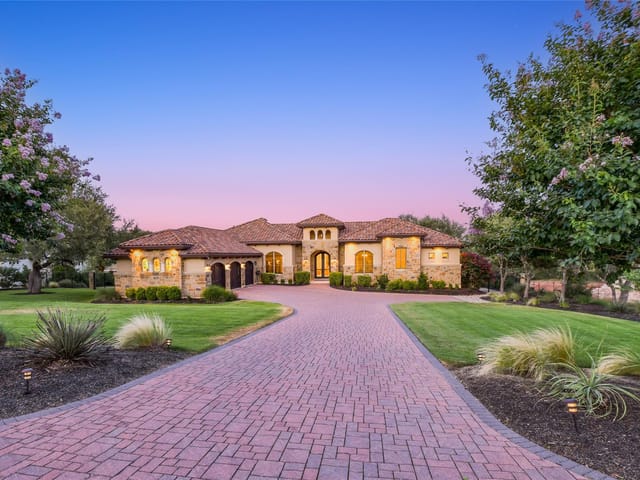 8321 Verde Mesa Cv