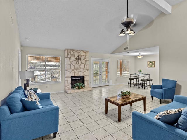 8406 Spring Valley Dr