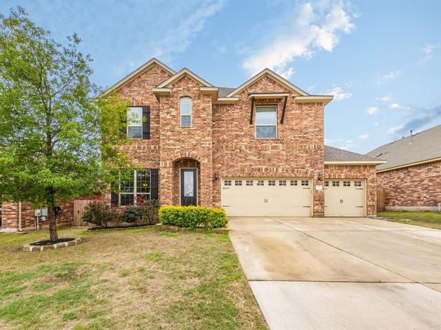 841 Wild Rose Dr