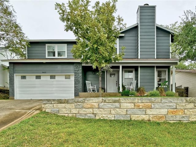 8412 Spring Valley Dr
