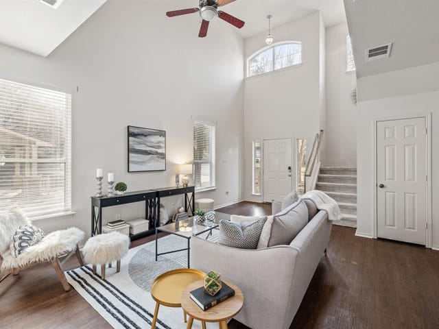 8511 Brock Cir
