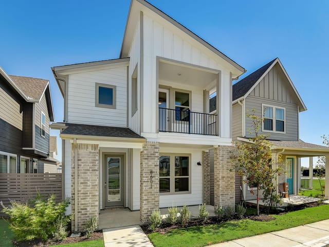 8601 Leroi Dr