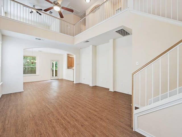 8614 Brock Cir
