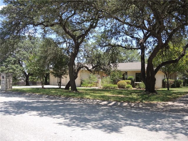 8807 Gallant Fox Rd