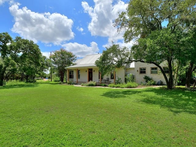 9305 Zyle Rd