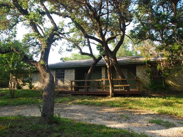 9500 Lauralan Dr