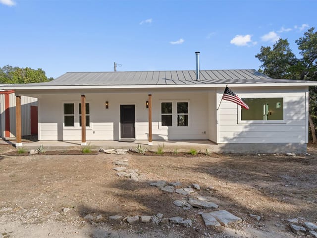 9602 Claxton Dr