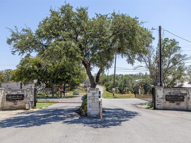 TBD Laurel Ln