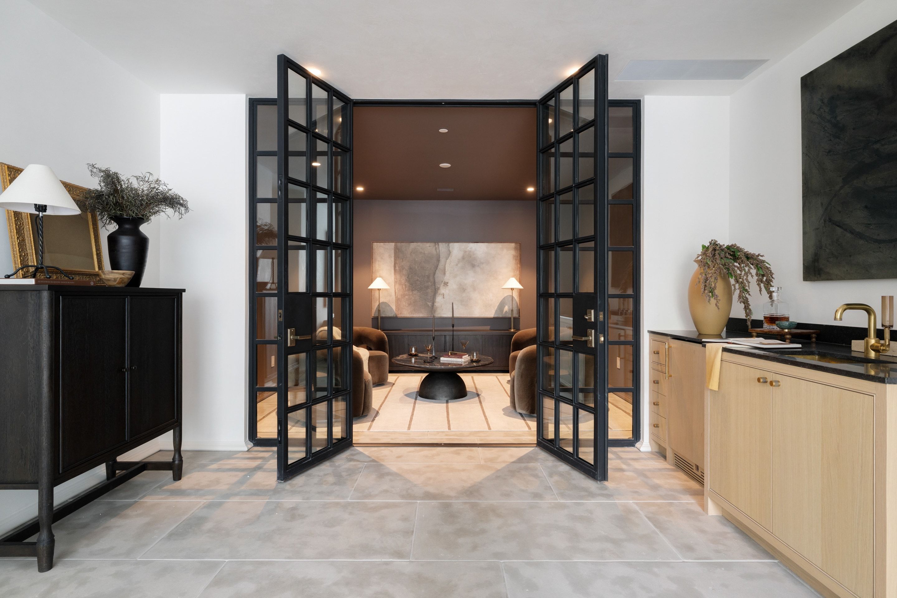 3802 Balcones Drive lounge and wet bar doors open