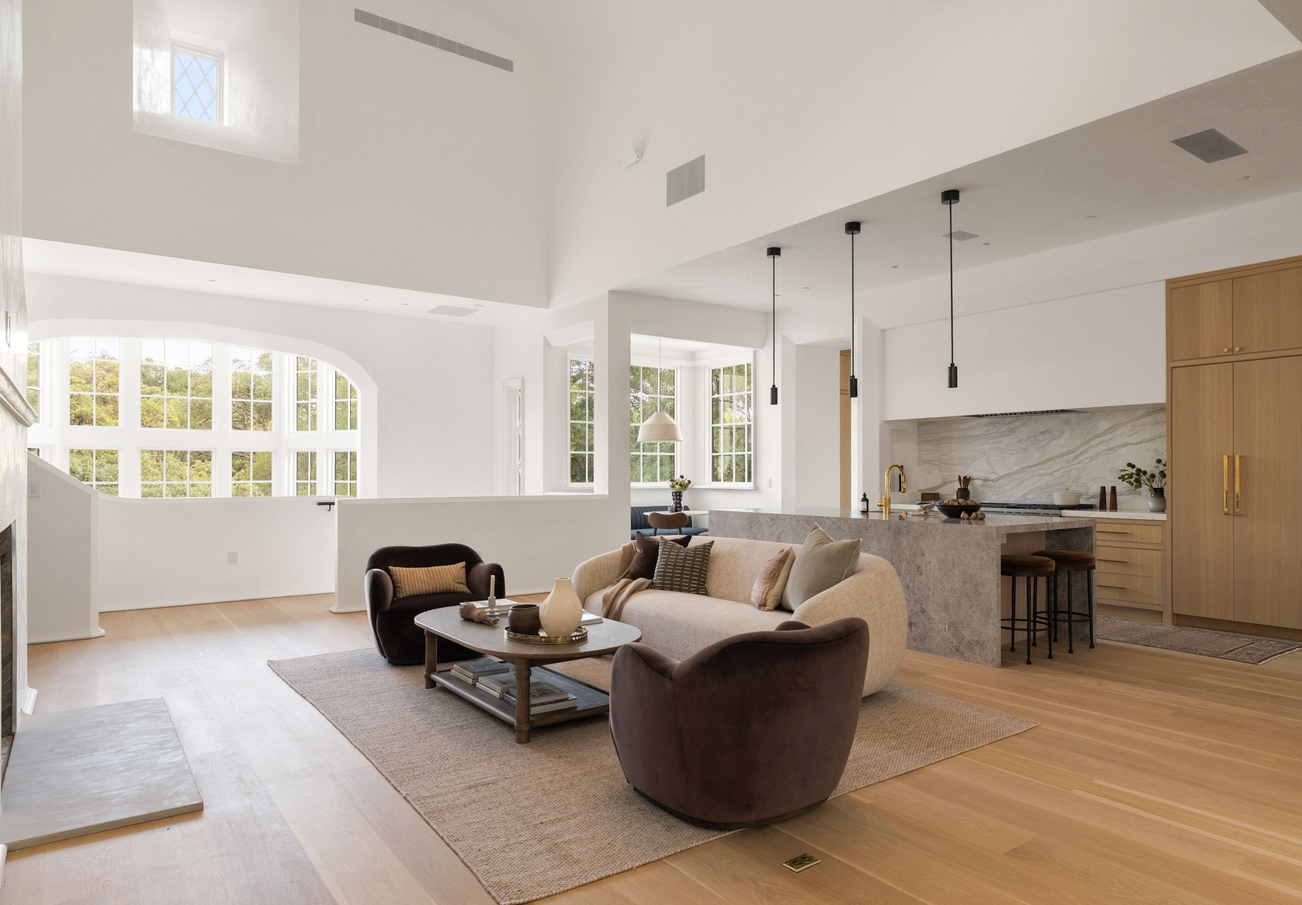 3802 Balcones Drive open plan living kitchen