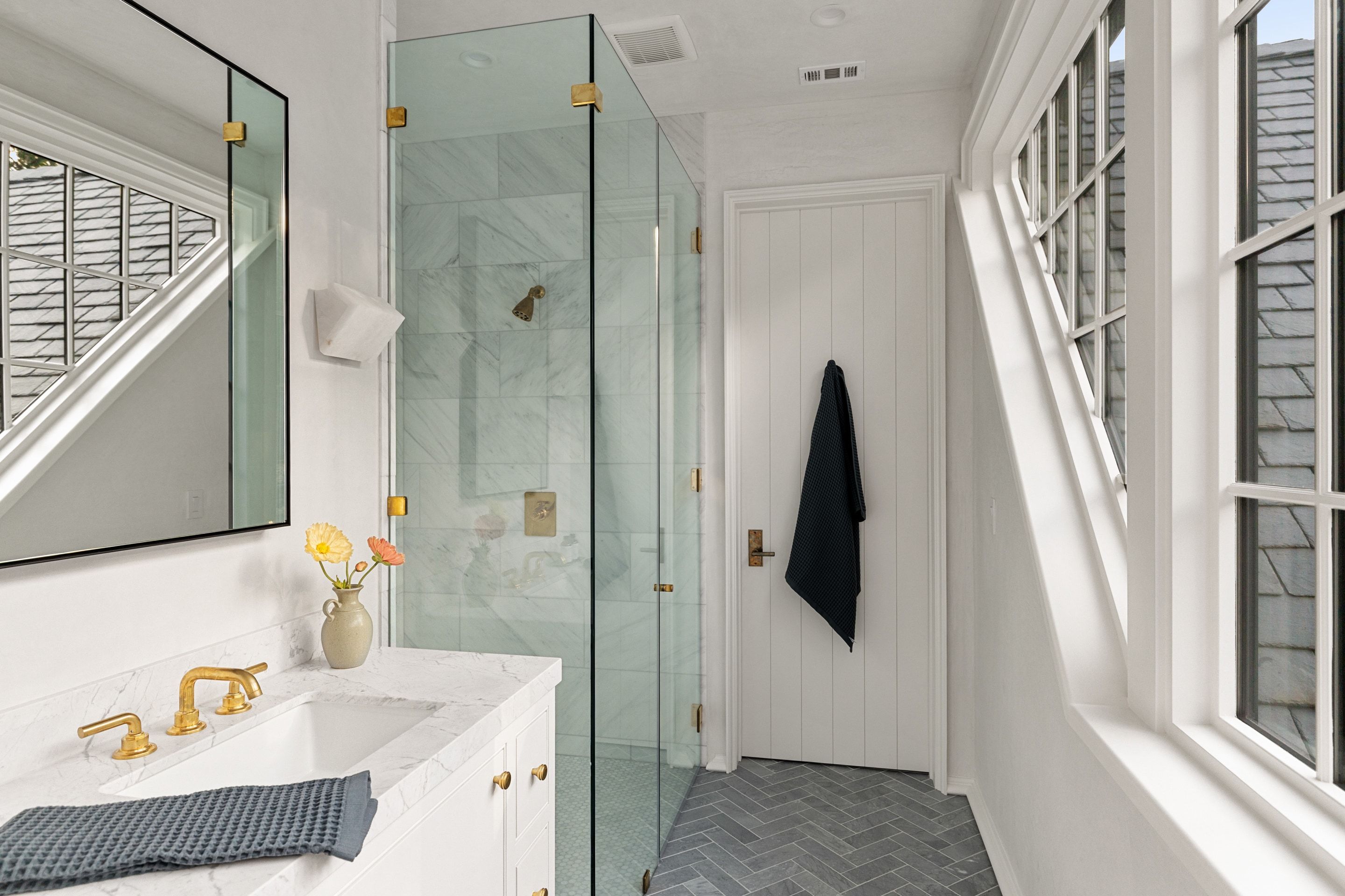 3802 Balcones Drive bath shower and vanity