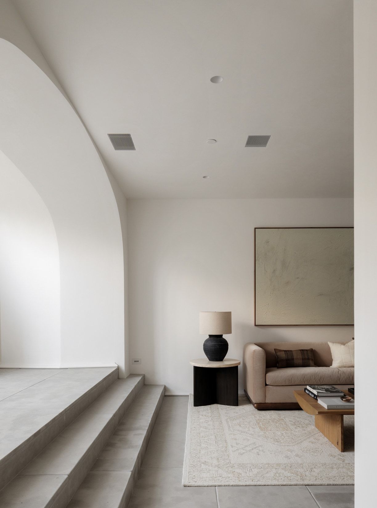3802 Balcones Drive living room arched alcove