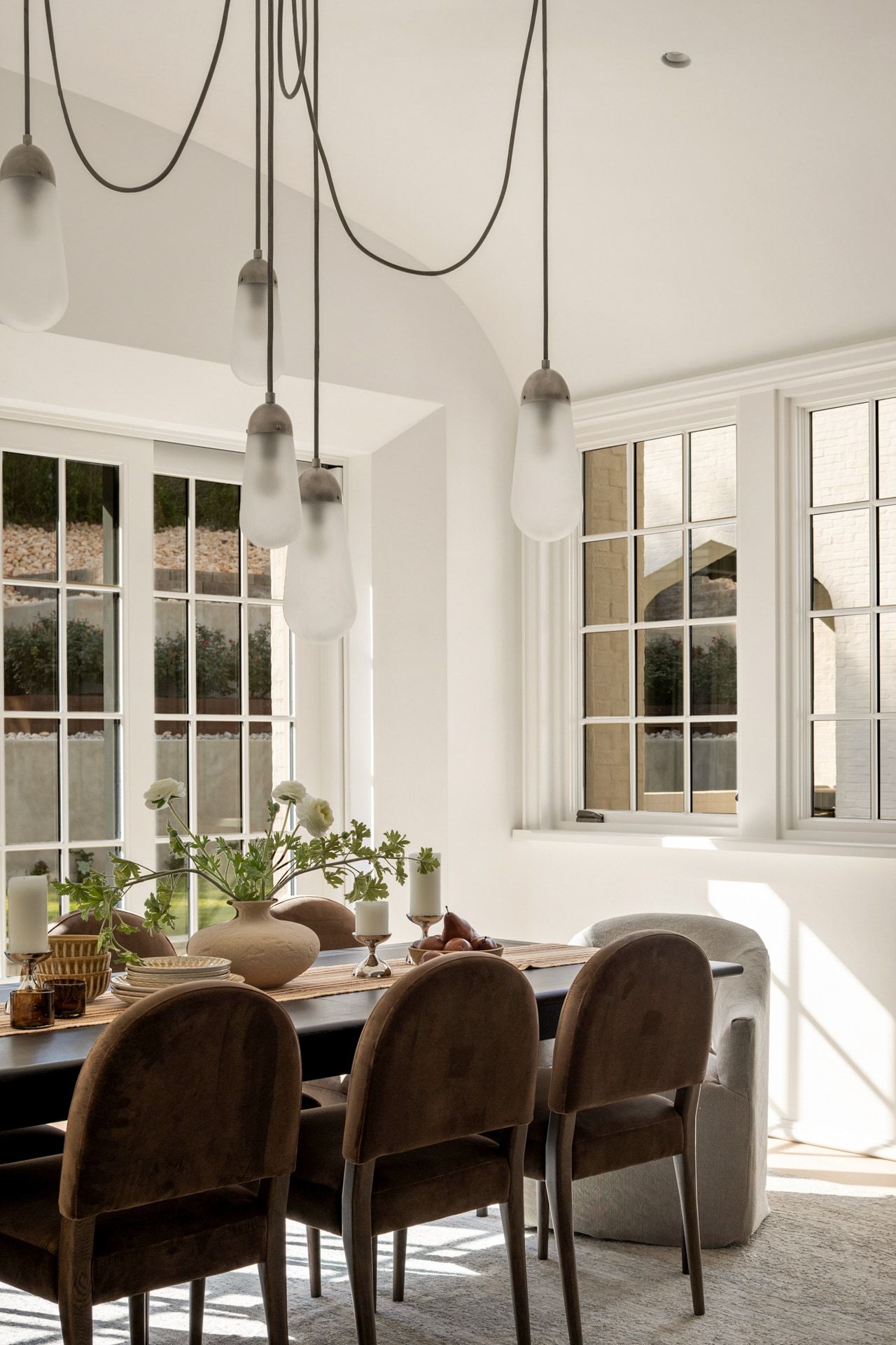 3802 Balcones Drive dining room pendant detail