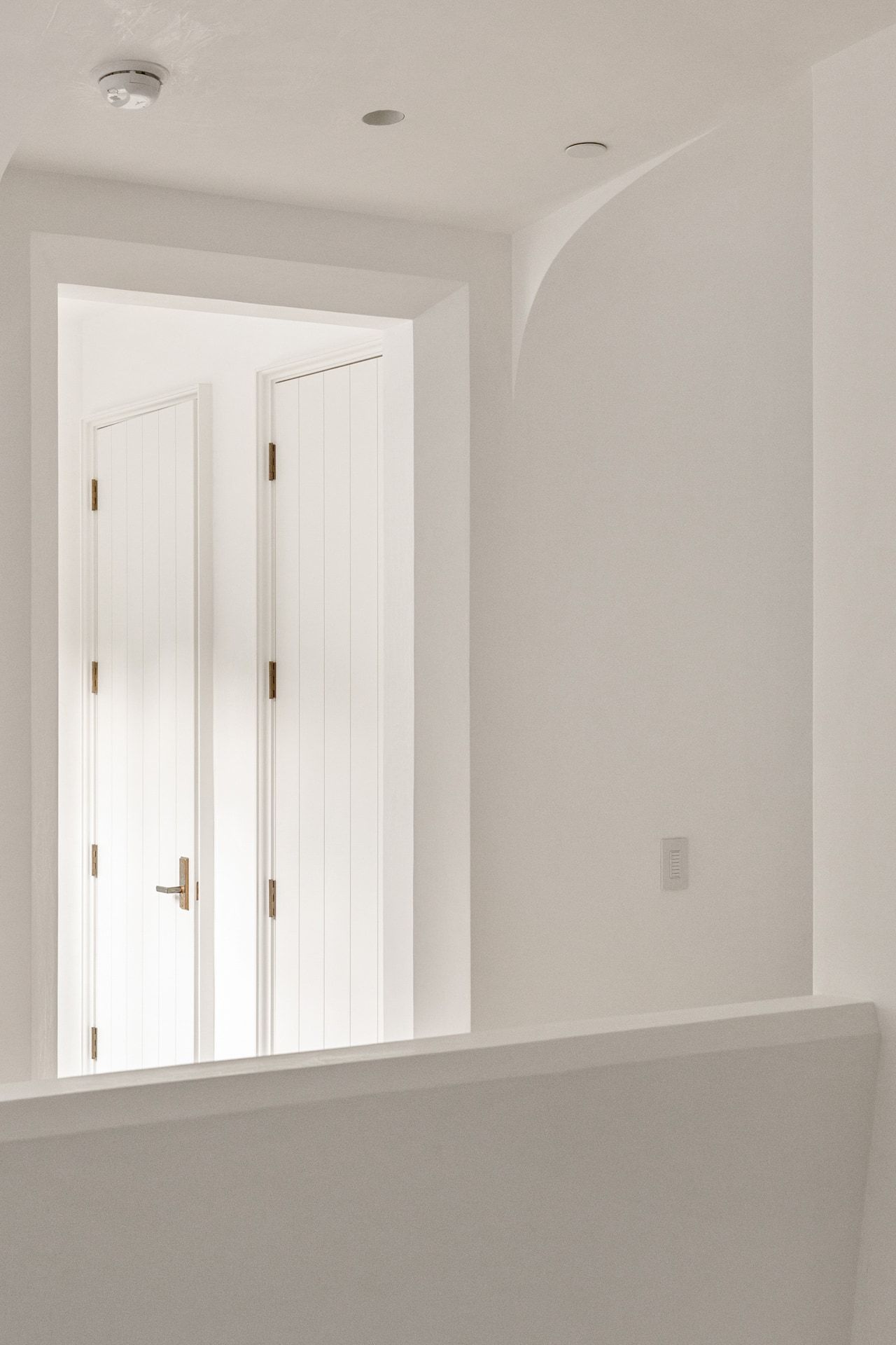3802 Balcones Drive upper hall doorway