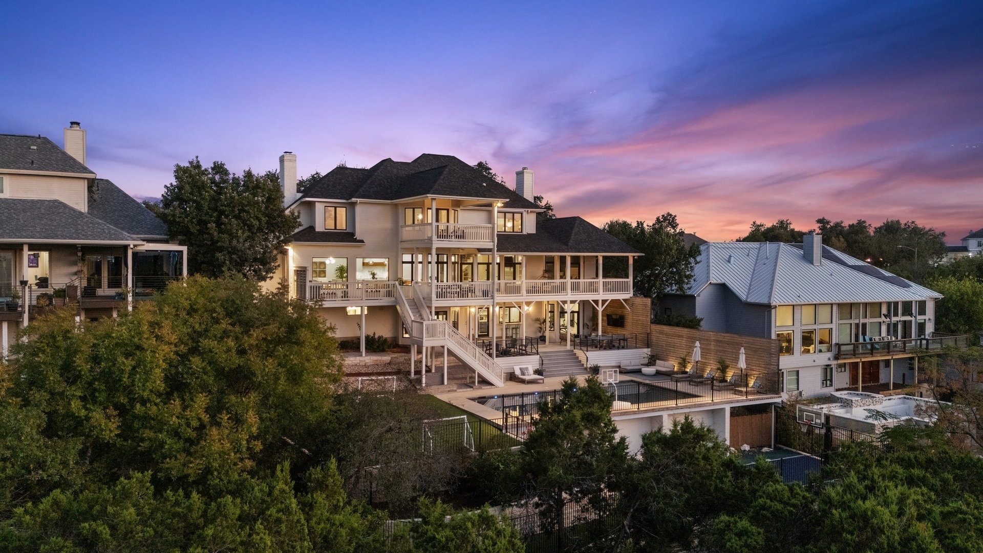 7218 Valburn