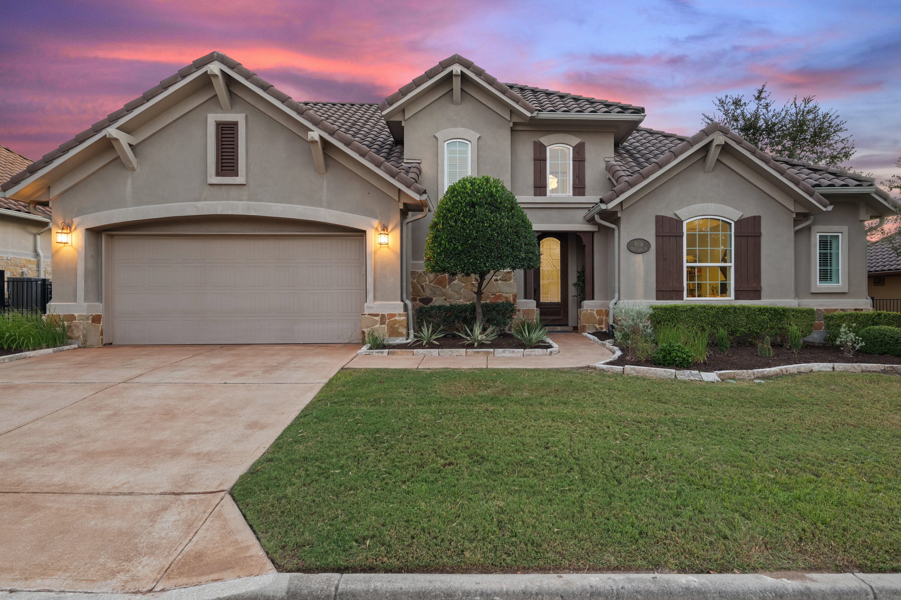 9116 Villa Norte Dr